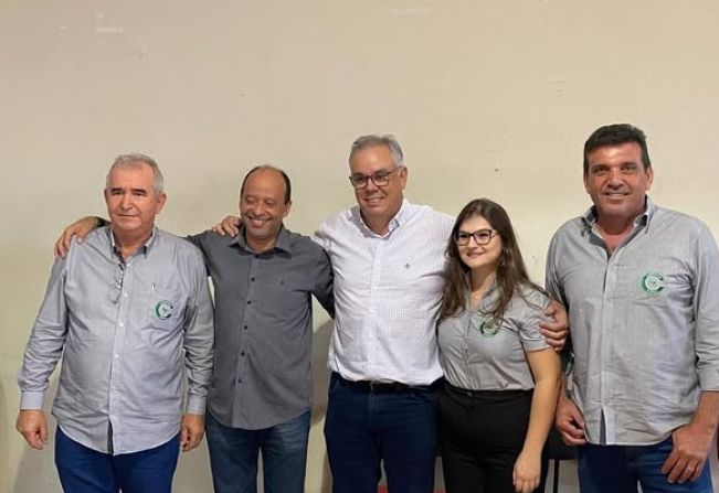 PREFEITO DE MOCOCA EDUARDO BARISON É ACLAMADO NOVO PRESIDENTE DO CEMMIL