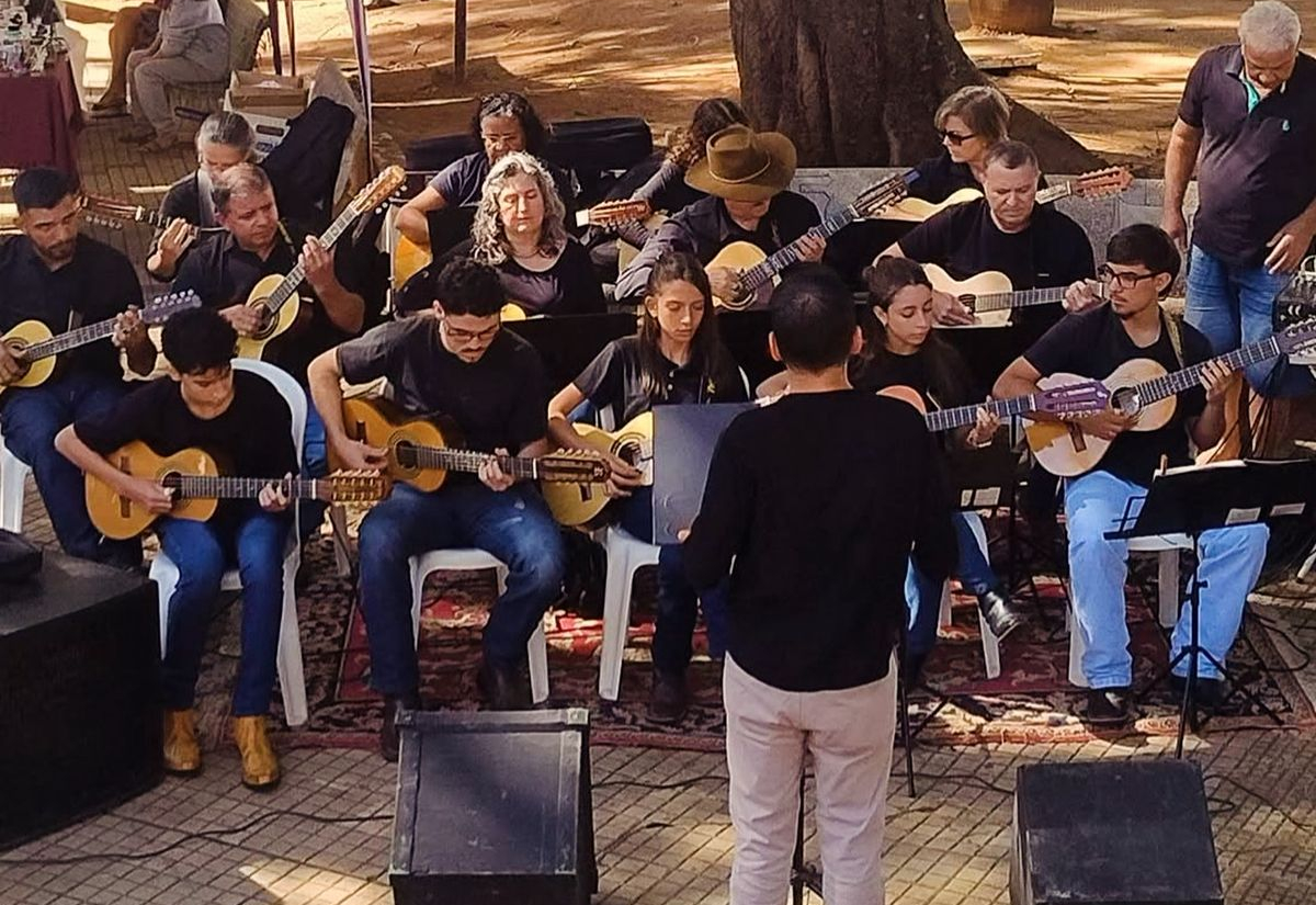  A tradição da música caipira encantou a Praça da Matriz!