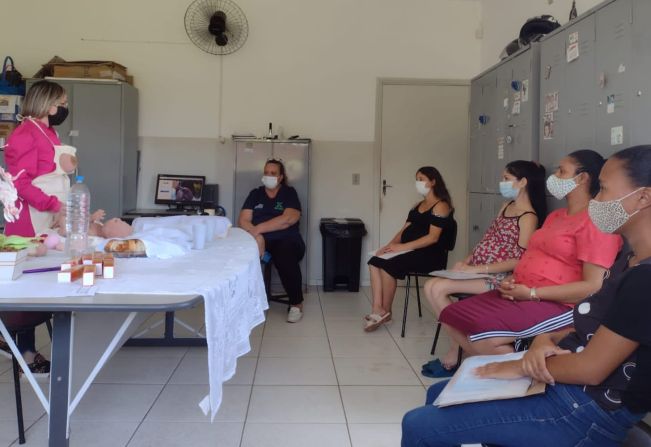 PROGRAMA MÃE MOCOQUENSE – AMAMENTAÇÃO FOI TEMA DE ECONTRO COM GESTANTES 