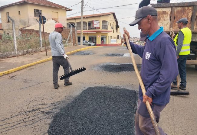 PROGRAMA DE RECUPERAÇÃO ASFÁLTICA CONTINUA A TODO VAPOR 