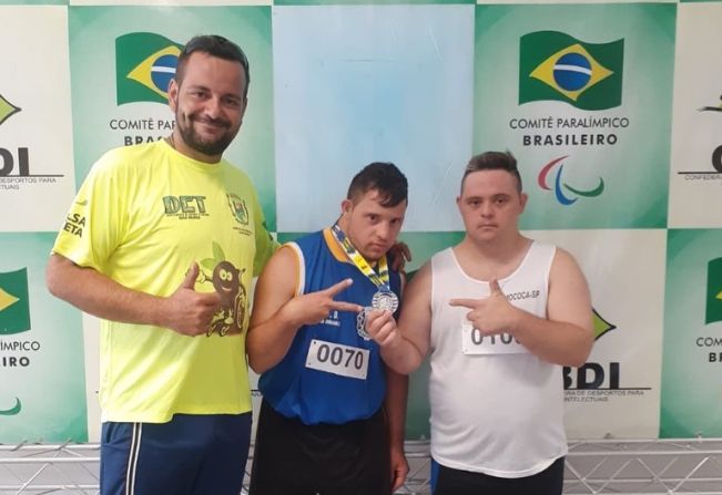 EQUIPE PARADESPORTIVA ADDM/DERLA SE DESTACANDO NO ESPORTE 