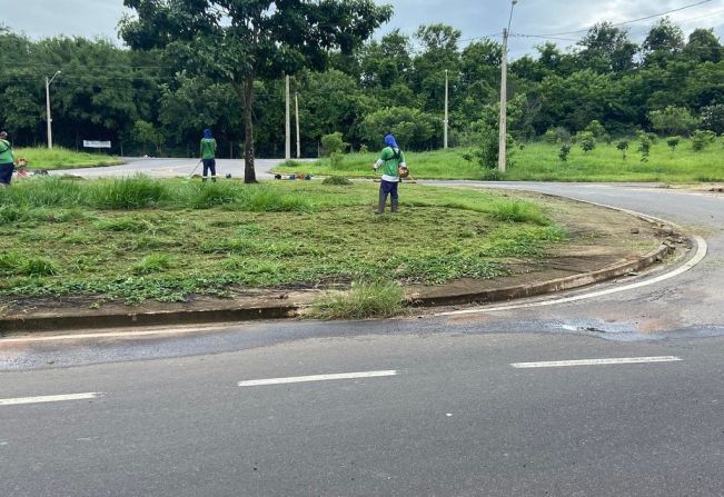 SERVIÇOS DE LIMPEZA E MANUTENÇÃO