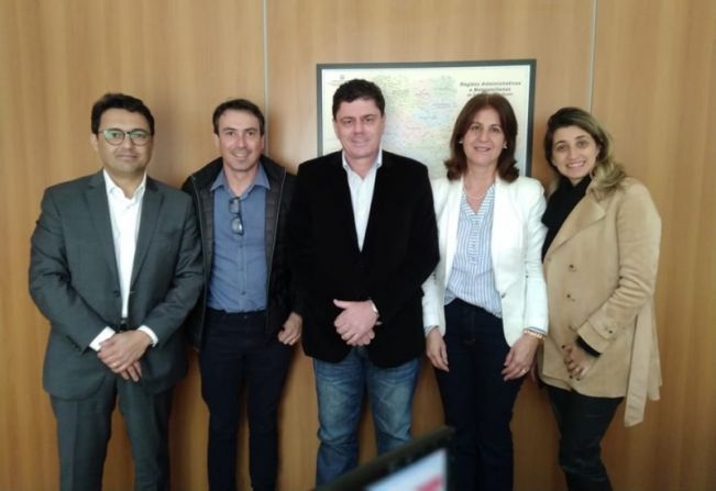 Em visita a São Paulo, Diretores garantem a continuidade de obras na Creche Planalto Verde