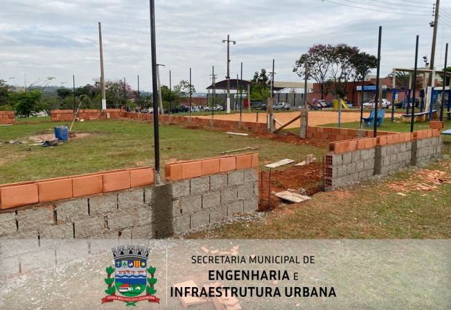 INICIADA A REVITALIZAÇÃO DE MAIS UMA PRAÇA NO MUNICÍPIO DE MOCOCA!