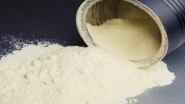 NOTA INFORMATIVA - Departamento de Educação informa que substituirá leite integral por leite em pó com mesmo valor nutricional