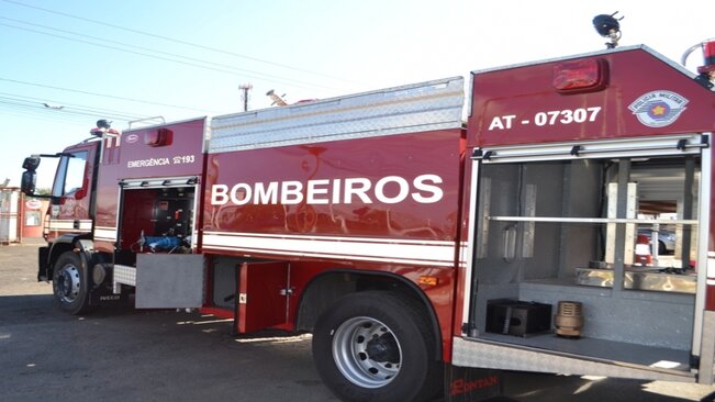 Maria Edna entregue nova viatura ao Corpo de Bombeiros de Mococa