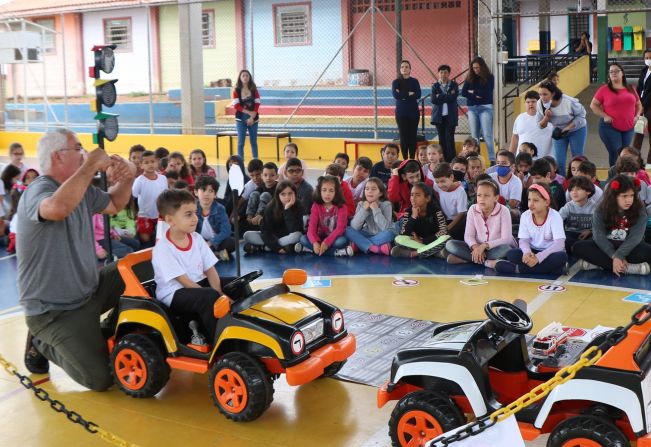 SEMANA NACIONAL DO TRÂNSITO: PREFEITURA PROMOVE PALESTRA PARA ALUNOS DA REDE PÚBLICA