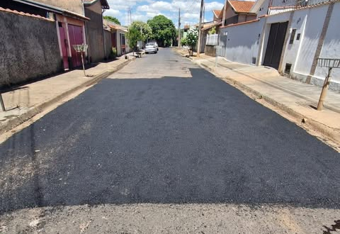 TRABALHO DA EQUIPE DA OPERAÇÃO TAPA BURACOS NOS ÚLTIMOS DIAS 