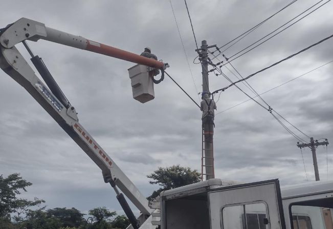 PREFEITURA REALIZA TROCA DE LÂMPADAS EM SÃO BENEDITO DAS AREIAS