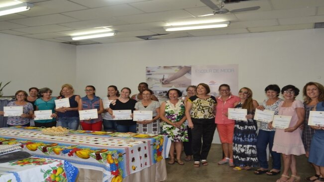 Mais uma turma se forma na Escola da Moda