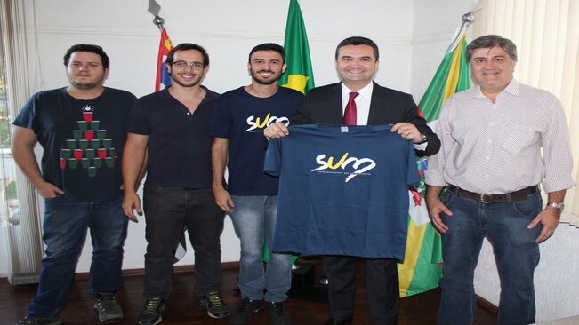 Diretoria da União Mocoquense dos Universitários se reúne com chefe do executivo para discutir apoio a 50ª SUM