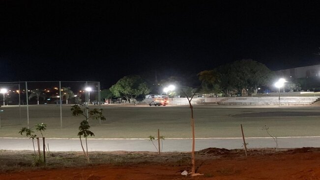 PREFEITURA MUNICIPAL DE MOCOCA IMPLANTA NOVO SISTEMA DE ILUMINAÇÃO NA PISTA DE ATLETISMO.