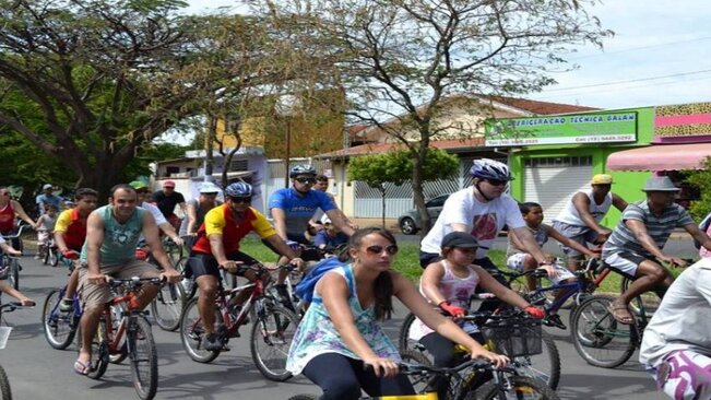 Passeio ciclístico comemora o Dia da Criança em Mococa